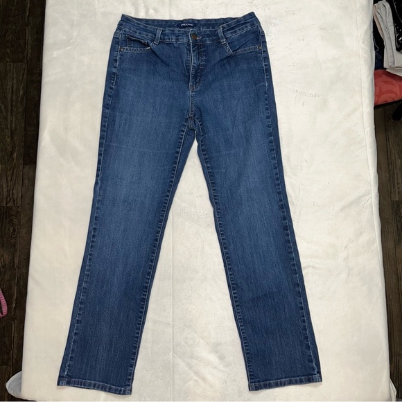 Sold - Picture 1 of 16